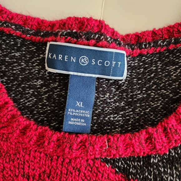 3 Sweaters XL - Picture 8 of 15